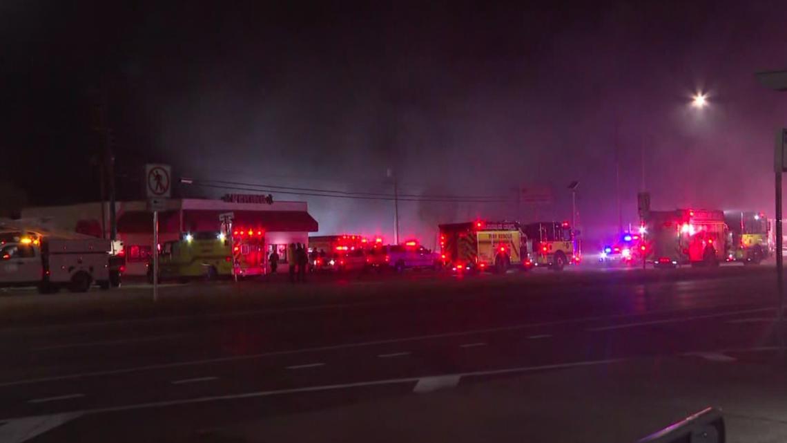 Crews battling 2-alarm fire at storage facility in Tampa