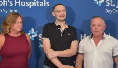 Ybor City crash survivor reunites with St. Joseph’s team that saved his life
