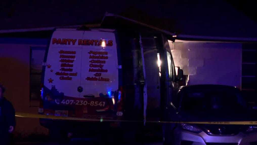 Van crashes into house in Orange County