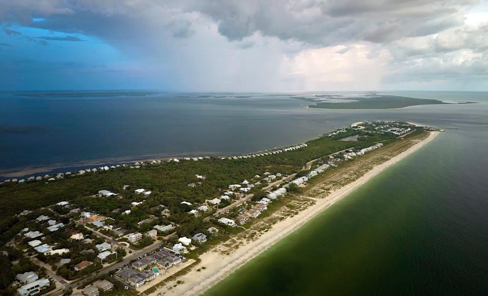 As hurricane season nears, South Florida homeowners are gambling on no insurance