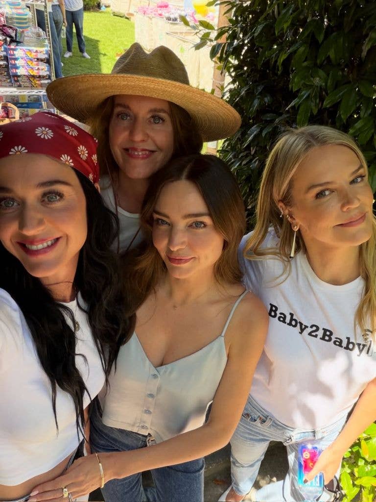 Katy Perry and Miranda Kerr pose for a selfie at Baby2Baby's Mother's Day celebration in Los Angeles on April 23, shared on Instagram