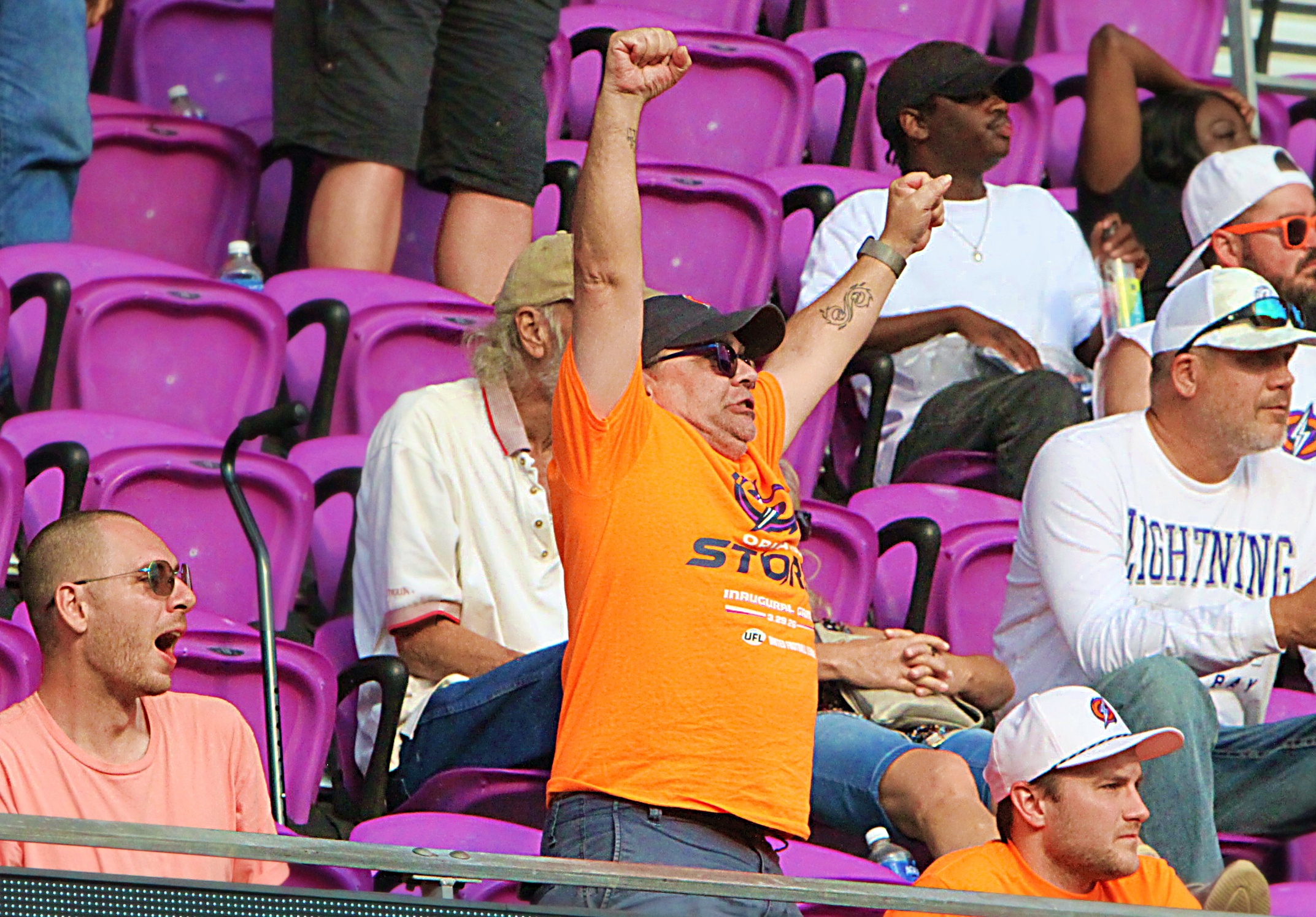 Orlando Storm fans show their support during the Birmingham Stallions...