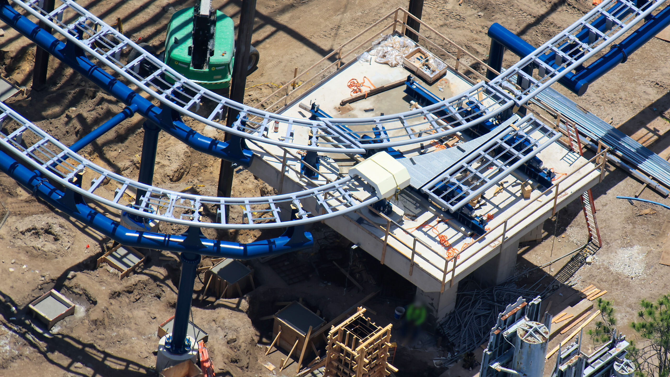 More Track and Supports Installed for Fast & Furious: Hollywood Drift at Universal Orlando Resort