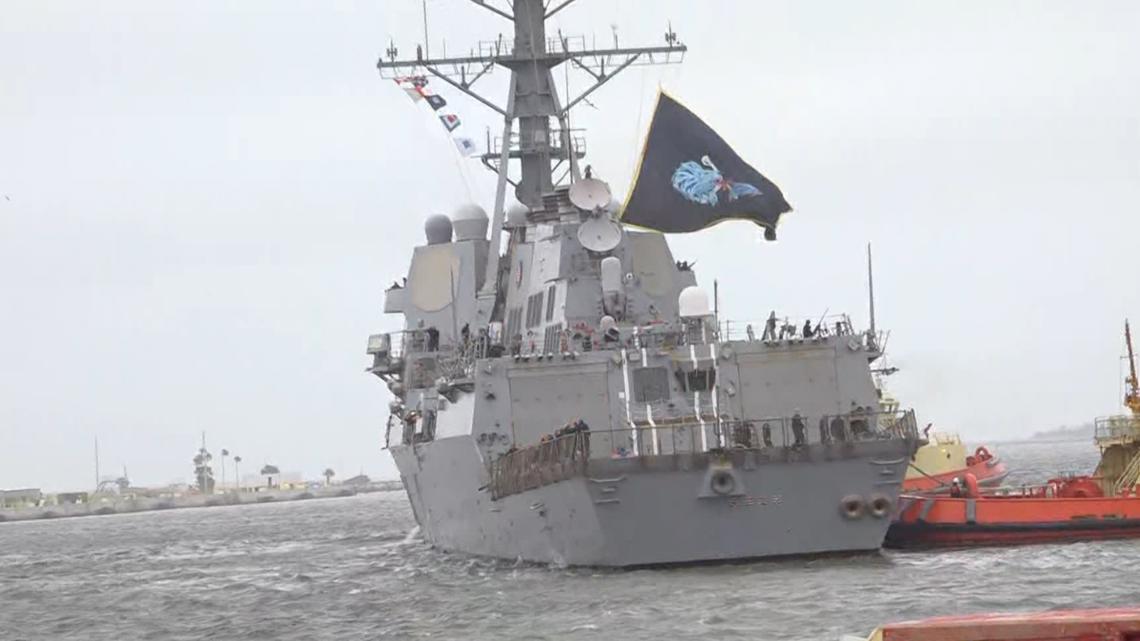 Mayport-based warship USS Mason transits Strait of Hormuz, officials tell ABC News
