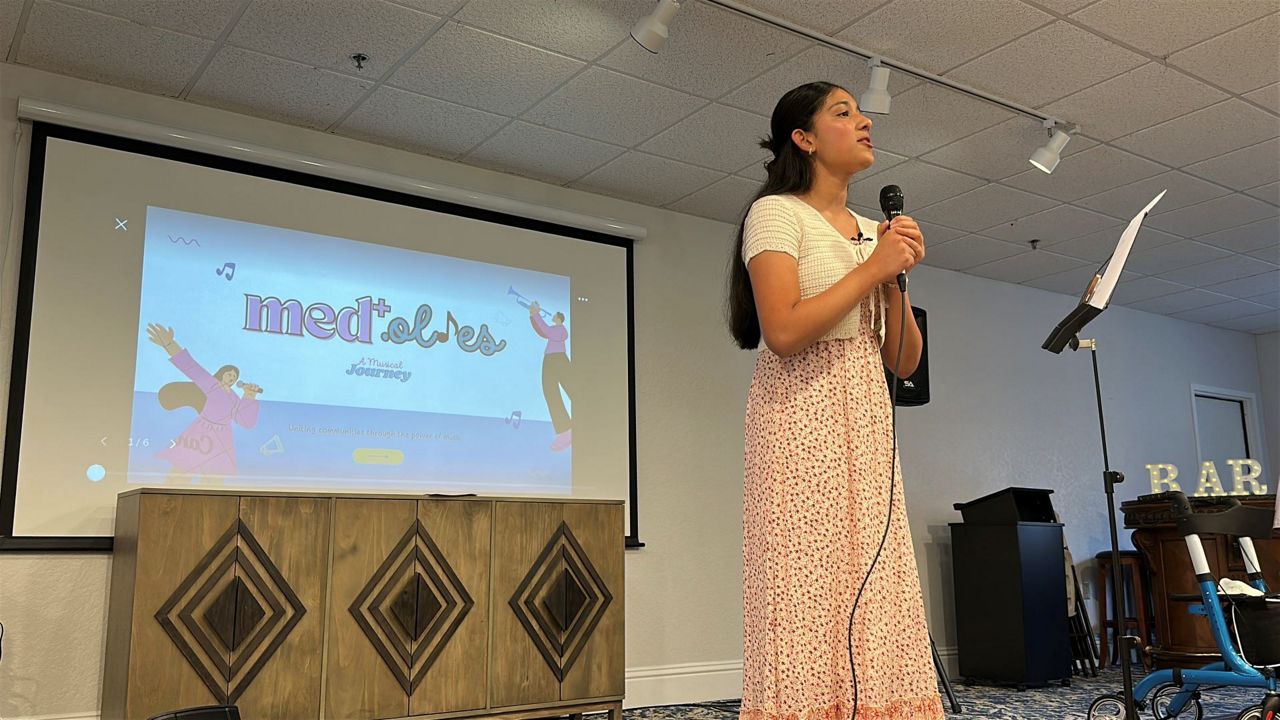 Seminole teen brings power of music to nursing nomes