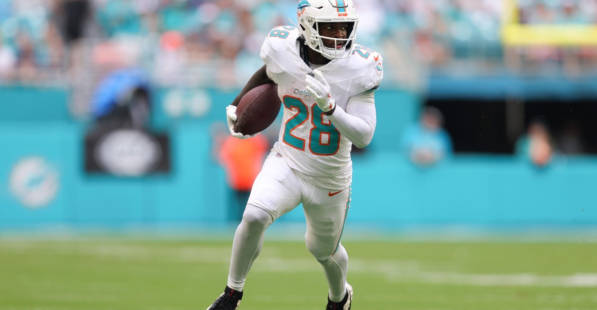 Miami Dolphins News - De’Von Achane recovering from shoulder surgery