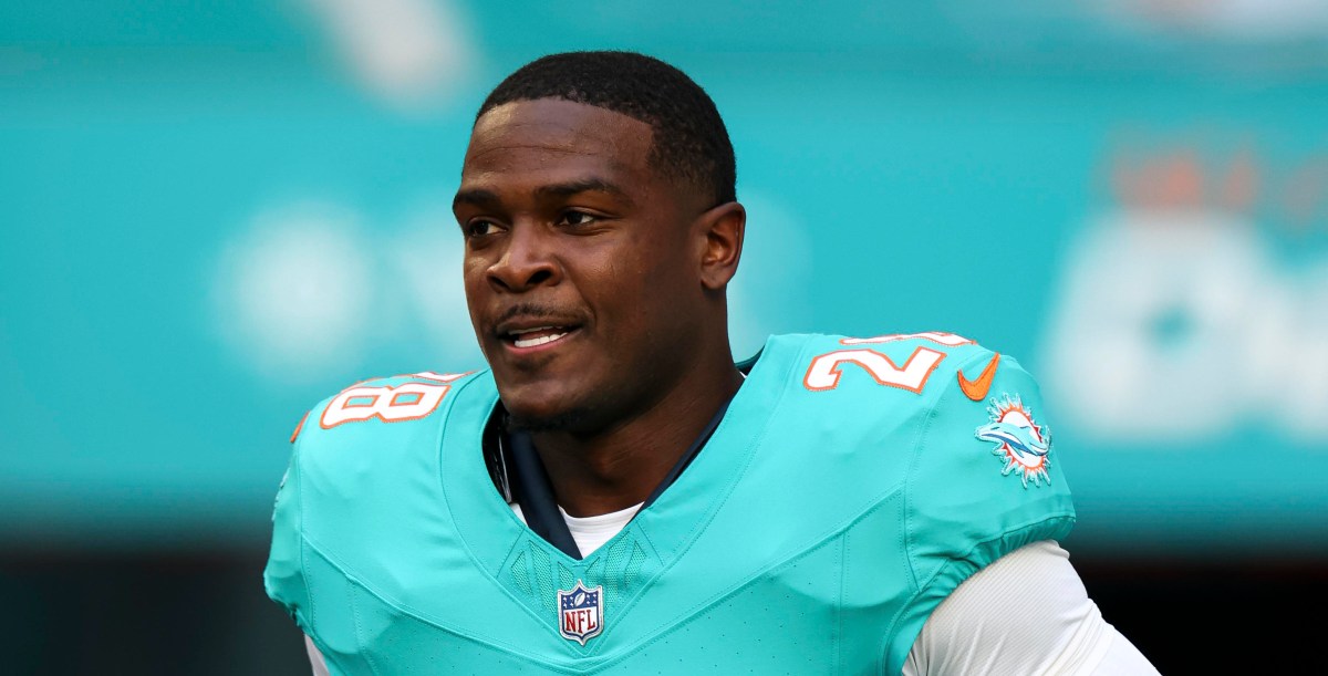 Miami Dolphins News - Dolphins extend De’Von Achane