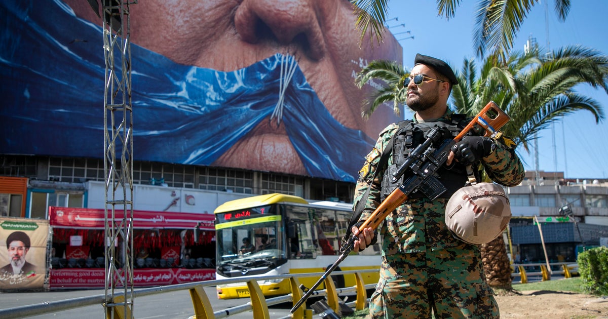 Trump says Iran's response to peace proposal "totally unacceptable"