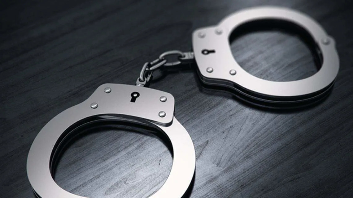 Fort Lauderdale teacher jailed for ‘romantic’ relationship with student: records