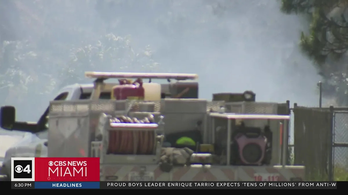 Wildfire near Miami forces park evacuation, prompts health warnings
