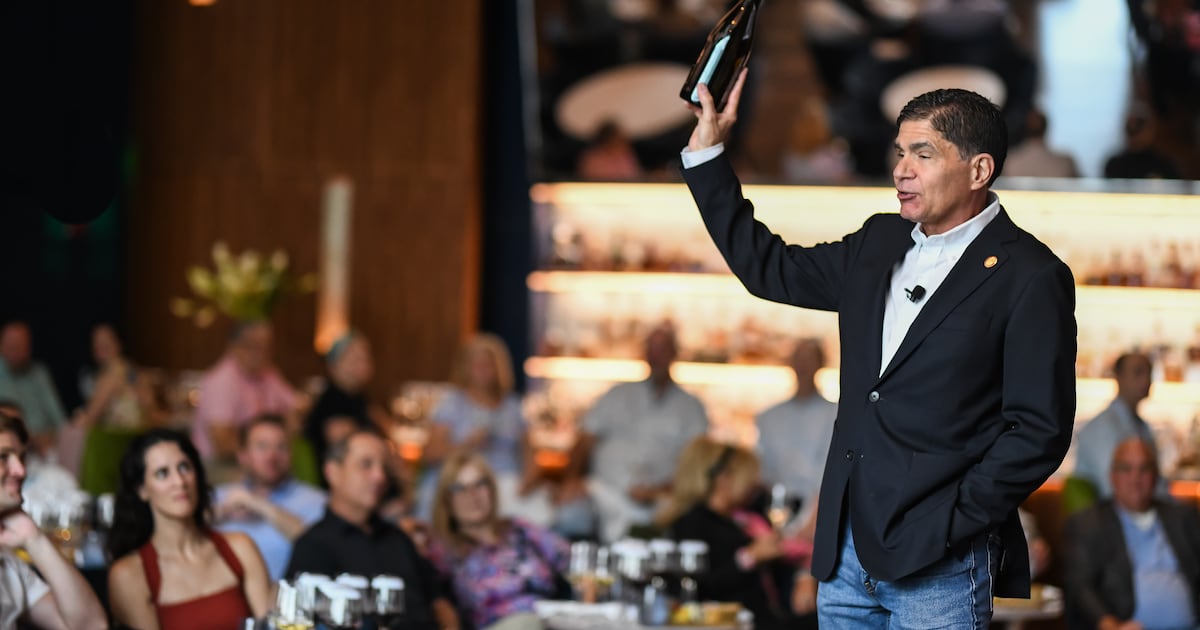 Master Sommelier George Miliotes Returns to Orlando with New Dr. Phillips Center Wine Series – WDBO