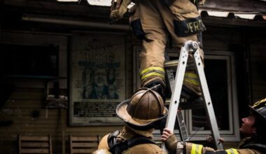 Commercial fire in Pine Forest area affects nearby home, JFRD says – Action News Jax