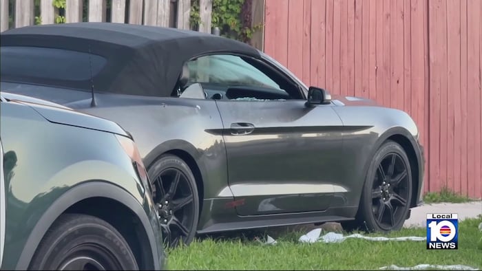 1 dead, 1 injured after Mustang shot up in North Lauderdale neighborhood