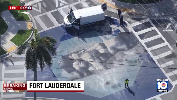Water main break shuts down major Fort Lauderdale intersection