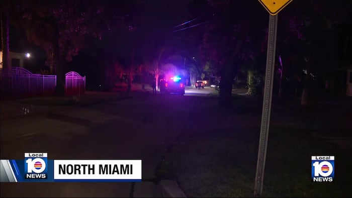 Passengers safe after vessel sinks behind North Miami home