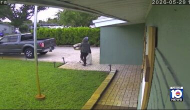Fort Lauderdale designer says thieves stole thousands in merchandise