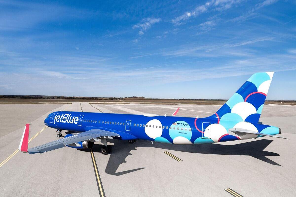 A JetBlue Airbus on the tarmac.