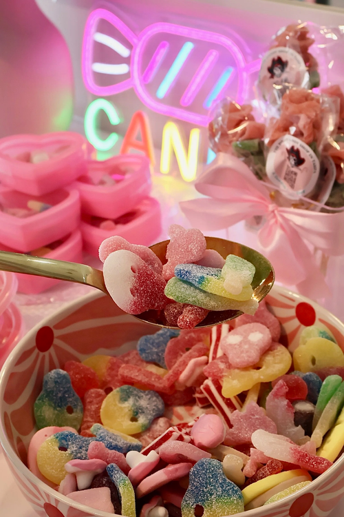 The Pirate Candy Shop to Open in St. Petersburg