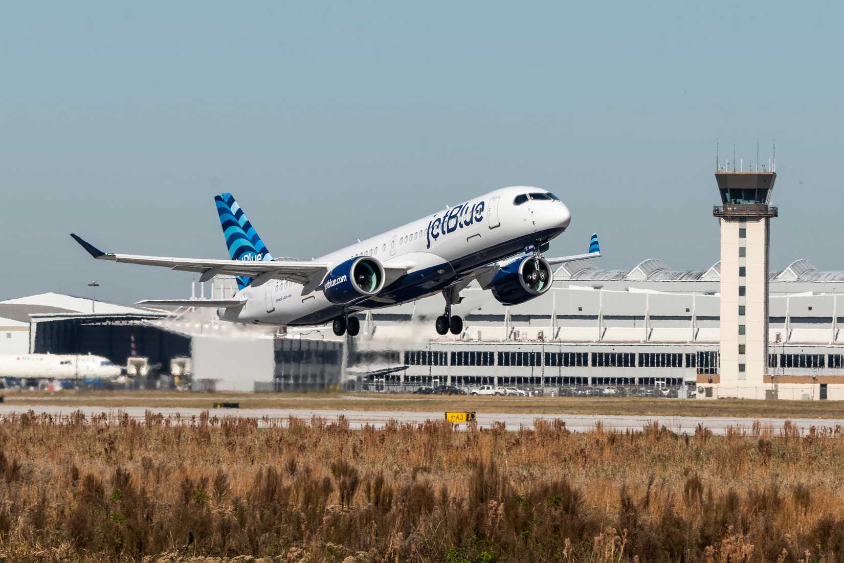 JetBlue A220-300 inaugural test flight