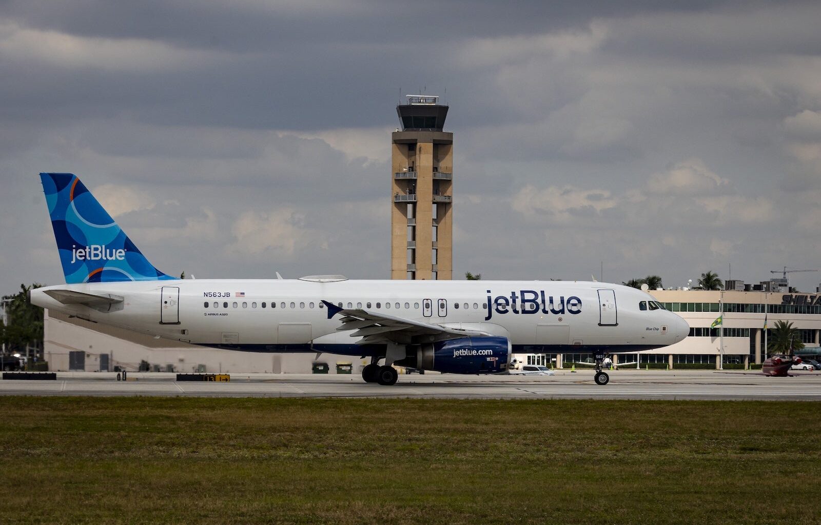 JetBlue confirms route cuts as airline focuses on Fort Lauderdale