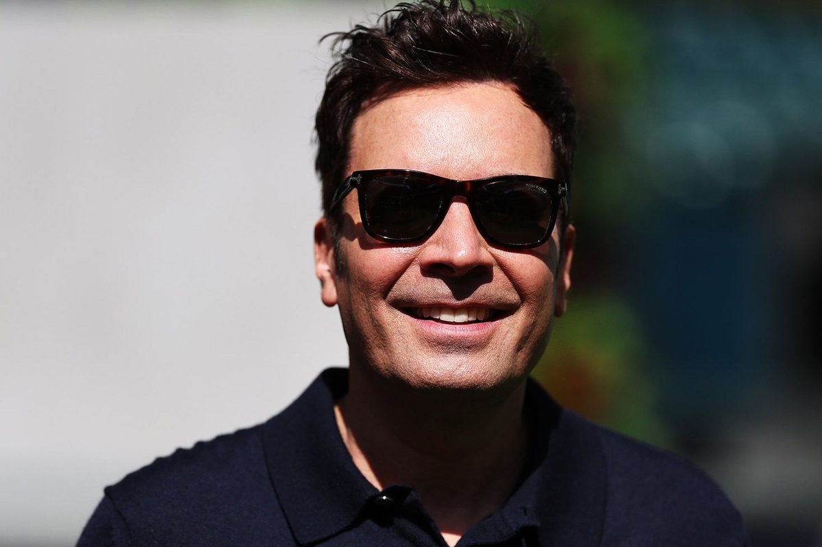 Martin Brundle Miami GP grid walk goes viral with bizarre Jimmy Fallon moment