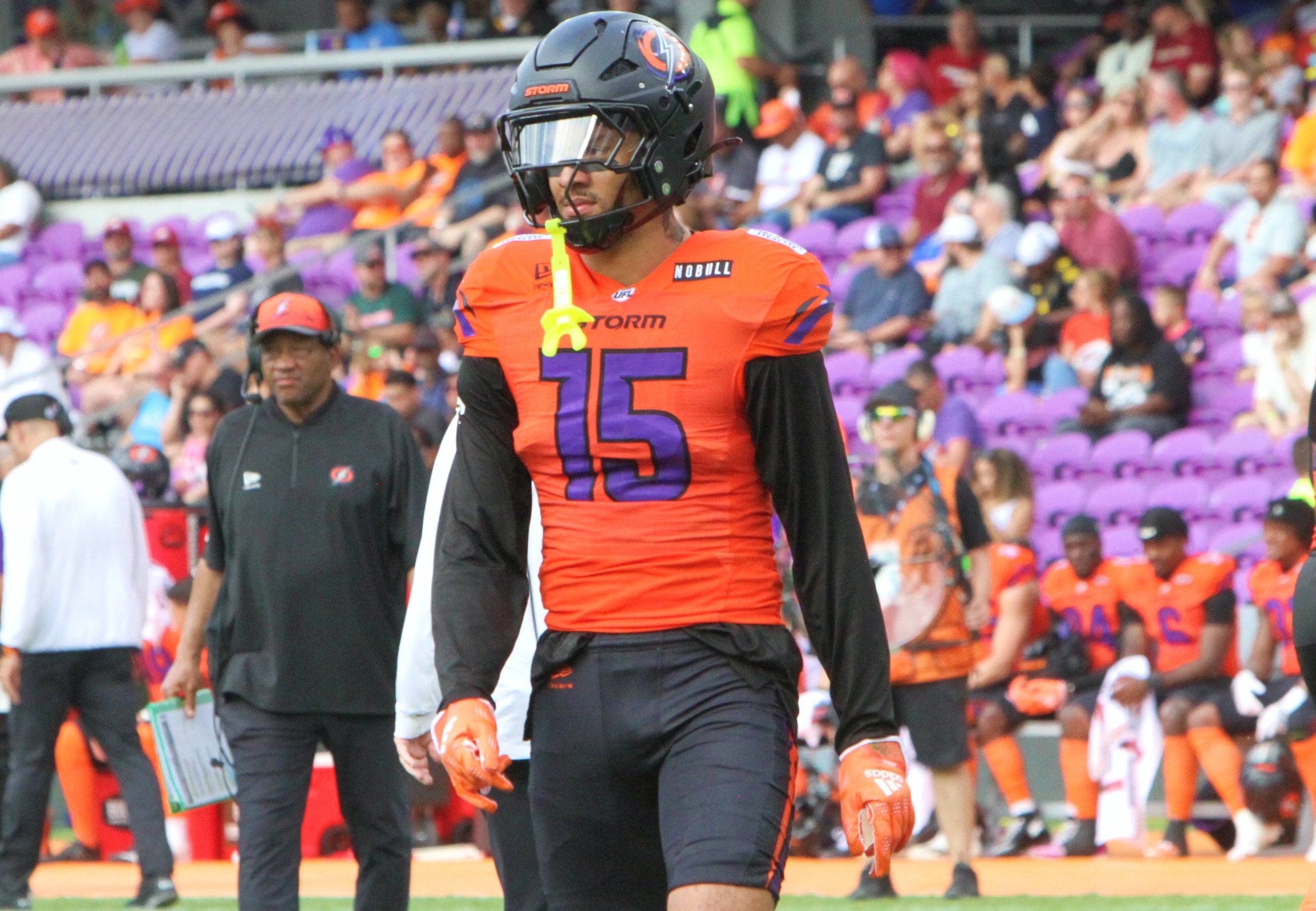 Orlando linebacker Josh Minkins during the Birmingham Stallions at Orlando...