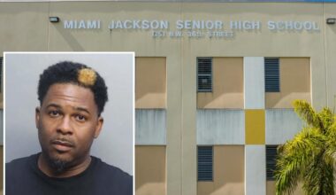Florida teacher allegedly kissed freshman boy for 6 minutes straight in classroom