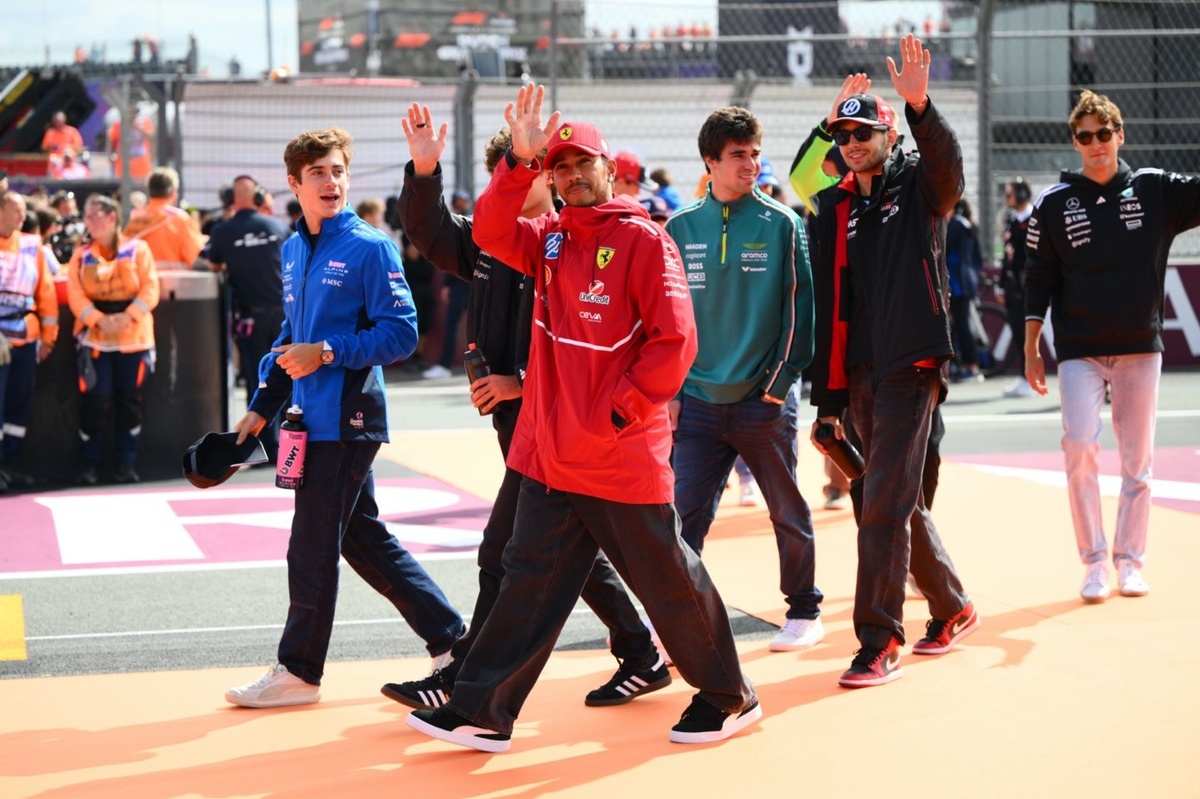 Lewis Hamilton and Franco Colapinto share “wholesome” moment after Miami GP contact: “Good sportsmanship”
