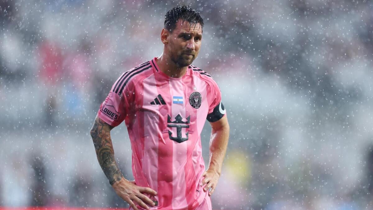 Lionel Messi injury: Argentina star exits Inter Miami match days before World Cup