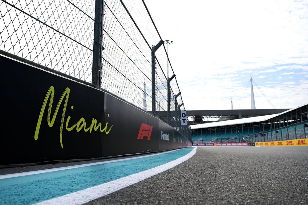 Miami trackside