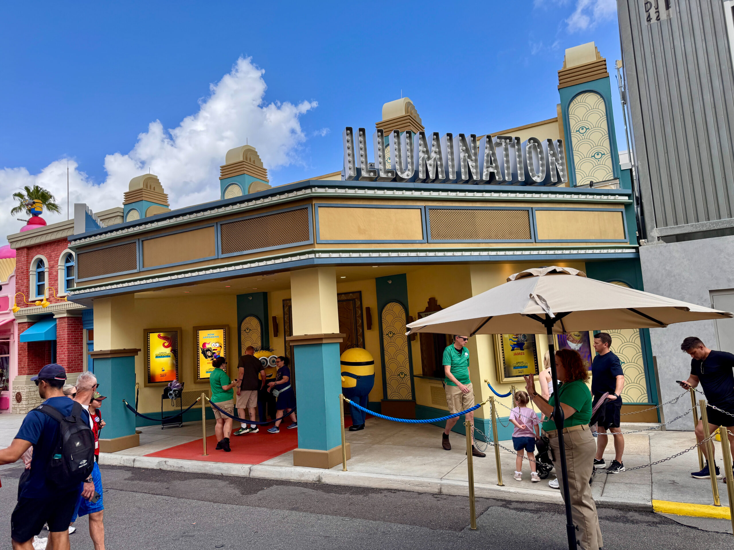 Talk all things monster movies and bananas when you visit these two characters at the Illumination Theater in Minion Land.