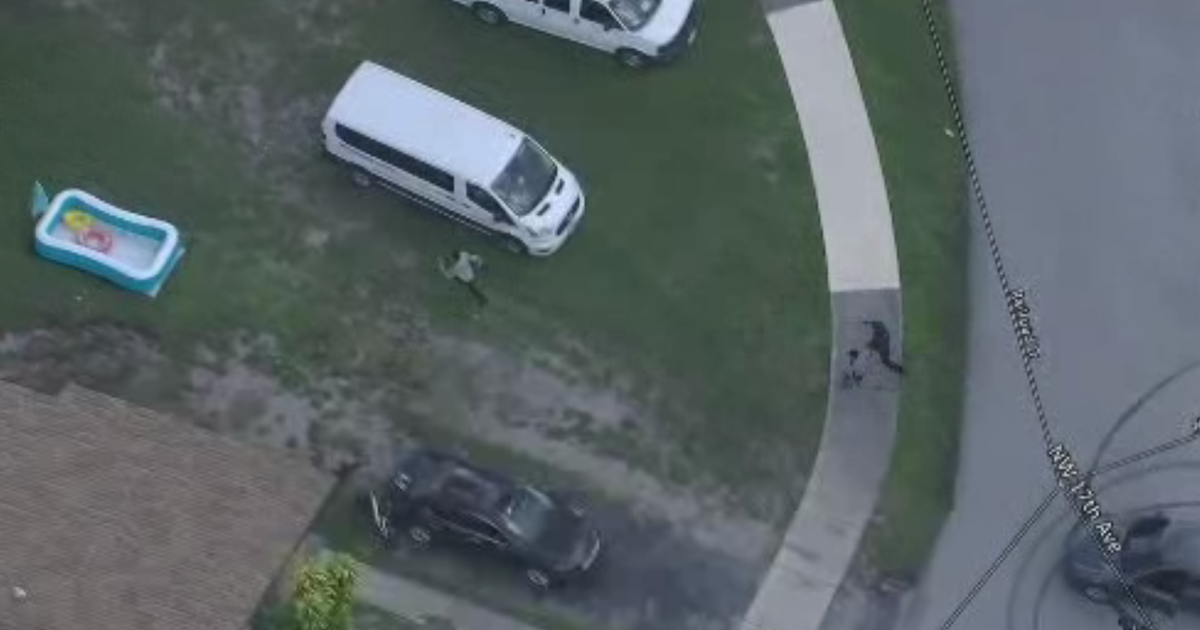 Police pursuit in Miami Gardens ends with a man arrested