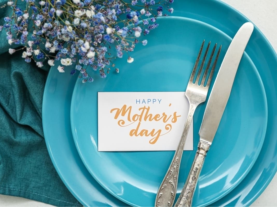 6 Restaurants In St. Pete Taking Mother's Day Reservations