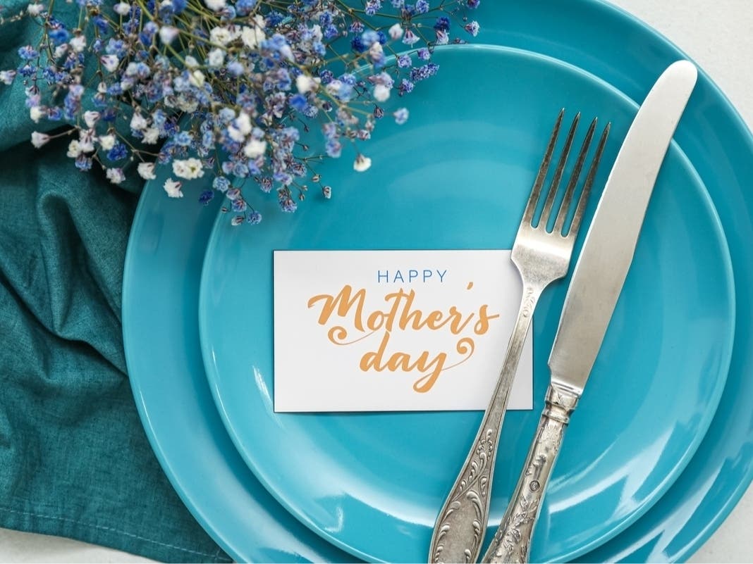6 Restaurants In Tampa Taking Mother's Day Reservations