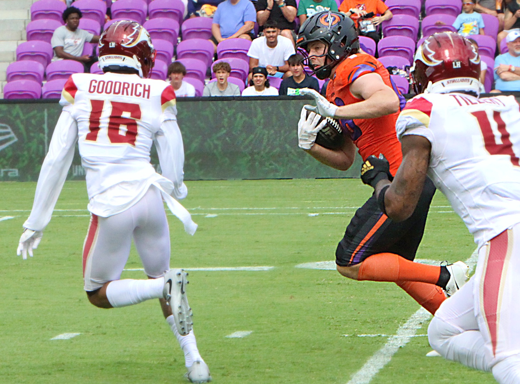 Orlando tight end Steven Stilianos makes a big playduring the...