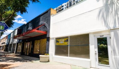 New paint-and-sip studio Sunshine City Paint opening in the EDGE District