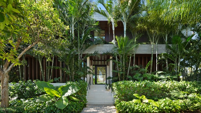 A Waterfront Compound on Miami Beach’s Sunset Islands Lists for $110M