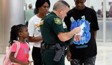 Broward County weighs replacing Sheriff's Office at airport