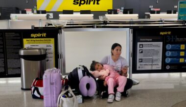 Spirit Airlines shuts down operations and cancels all flights