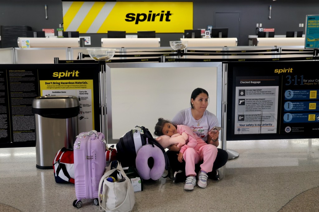 Spirit Airlines shuts down operations and cancels all flights