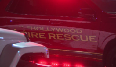 Hollywood fire crews extinguish business structure fire