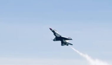 Thunderbirds Soar as Fort Lauderdale Beach Welcomes the Air Dot Show Spectacle