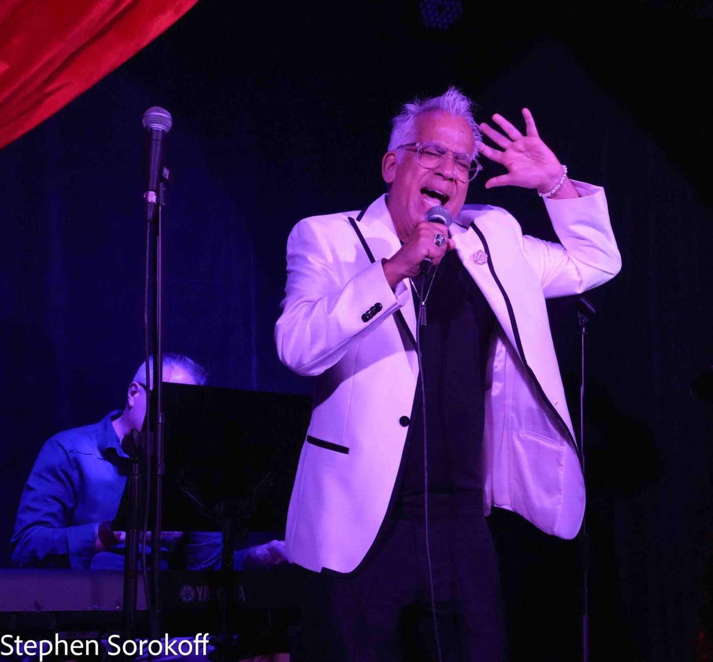 Review: La Poubelle – A Glamorous New 'Entre Nous' Cabaret on Miami Beach Image