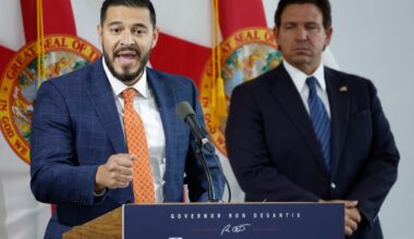 Florida launches U.S. history course to rival College Board