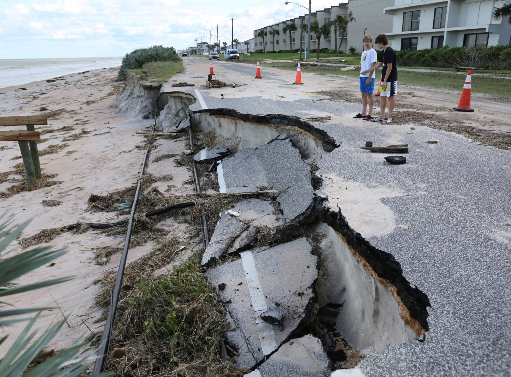 Hurricane season 2026: Hurricane Matthew’s Florida sideswipe highlighted storm surge threat – Orlando Sentinel