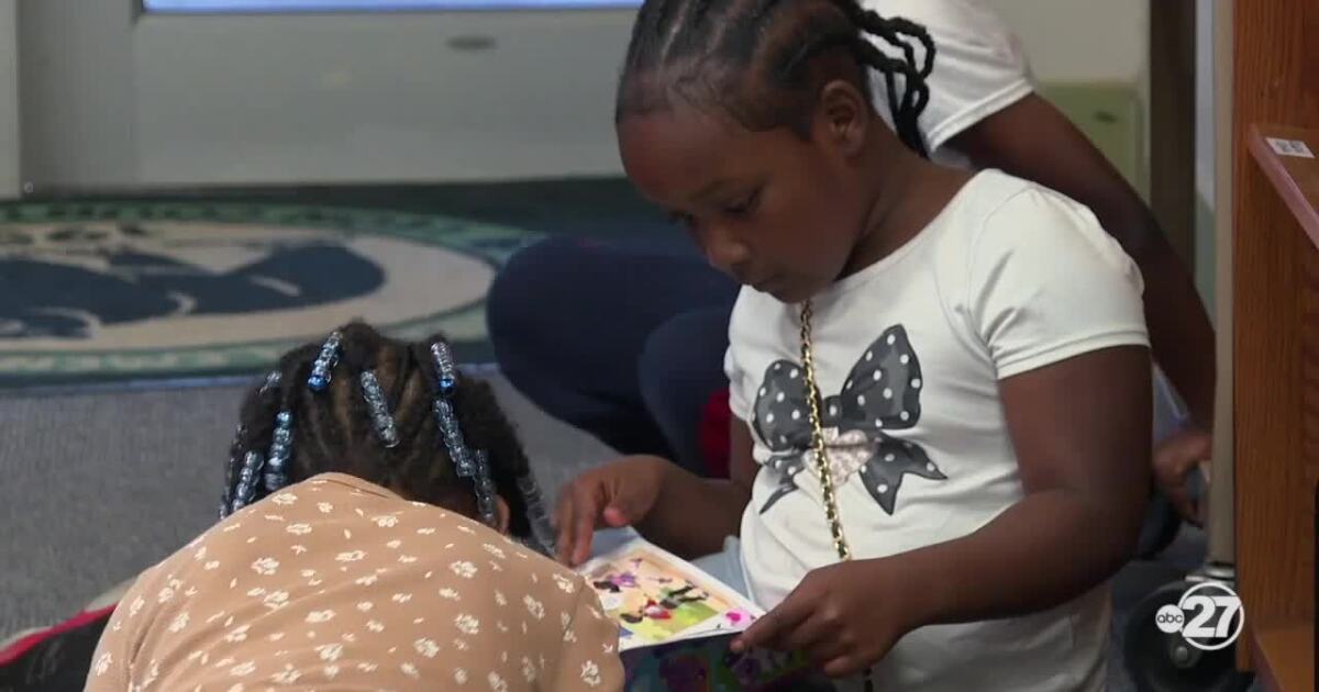Riley Elementary works to maintain literacy after 'B' grade