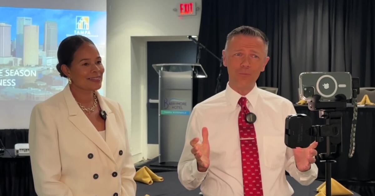Tampa hurricane preparedness event emceed by Tampa Bay 28 meteorologist Greg Dee