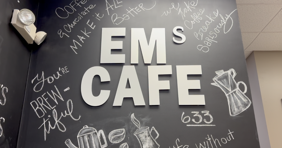 Veteran-owned Em's Cafe opens its doors in Quincy