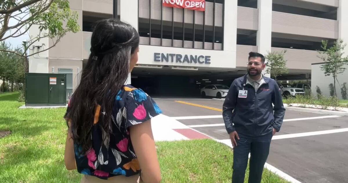 HCA Florida St. Lucie Hospital's new 6-story parking garage is now open