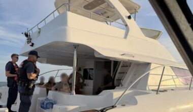 U.S. Coast Guard stops yacht, terminates alleged illegal charter in San Carlos Bay | WGCU News